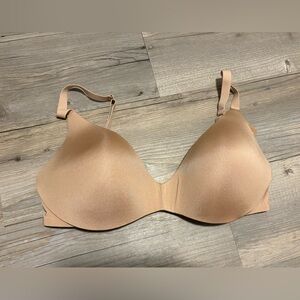 SKIMS Kim Kardashian wireless form bra 36D tan new with tags